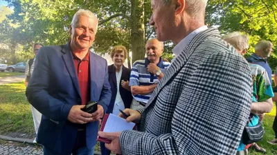 FOTOGALERIE: Vzpomínkové setkání u stromu P. Jana Machače